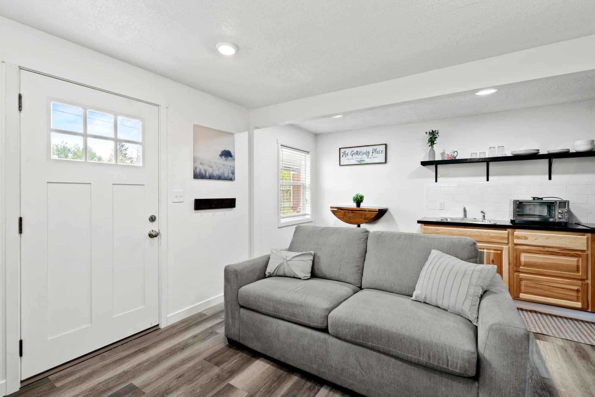 Peach Street Super Suite Medford Exteriér fotografie